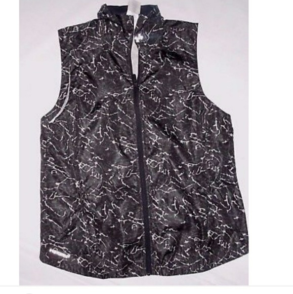 Under Armour Tops - NWOT Under Armour Vest